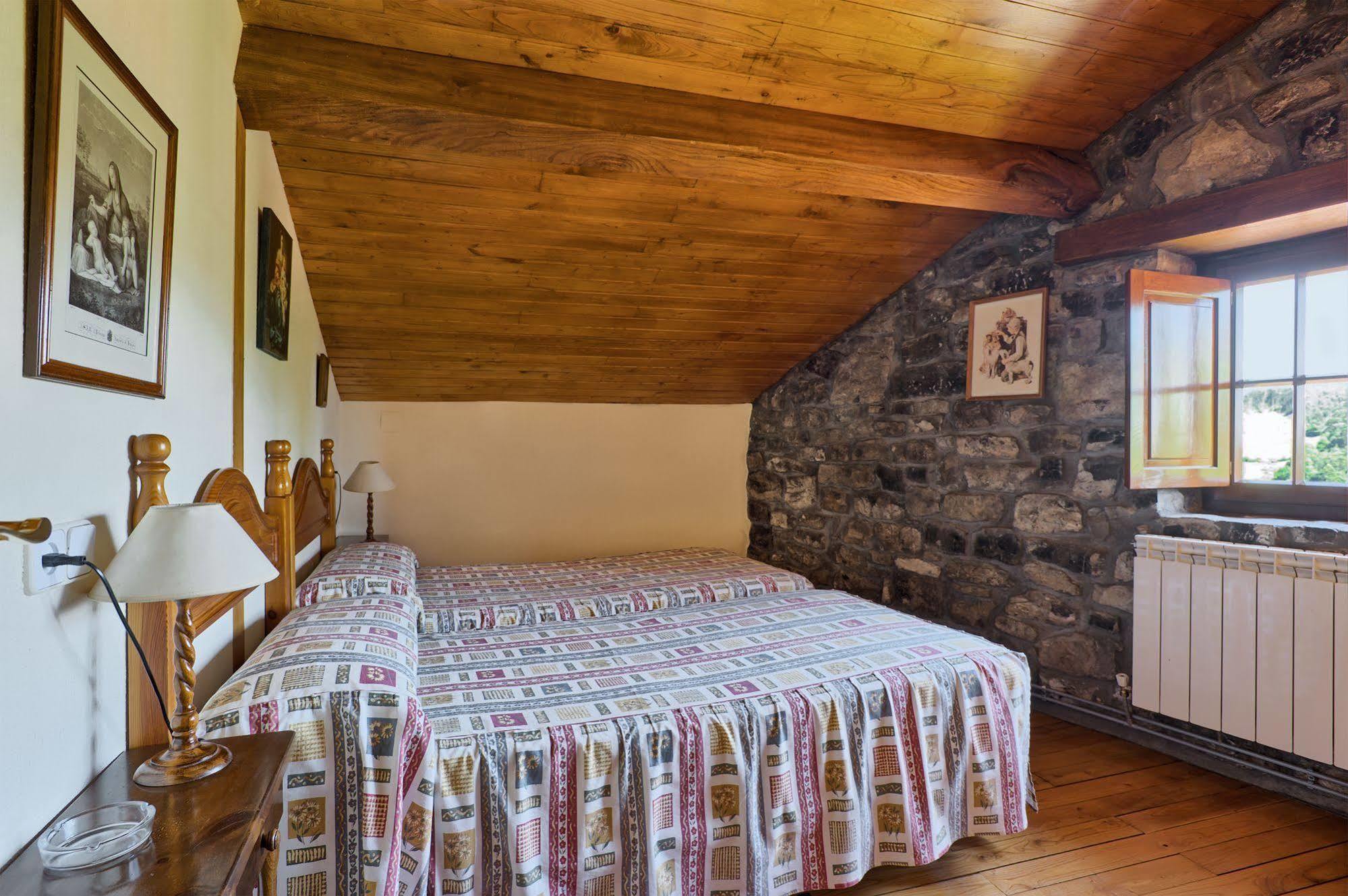 Casas Rurales El Llugaron Miravalles Buitenkant foto